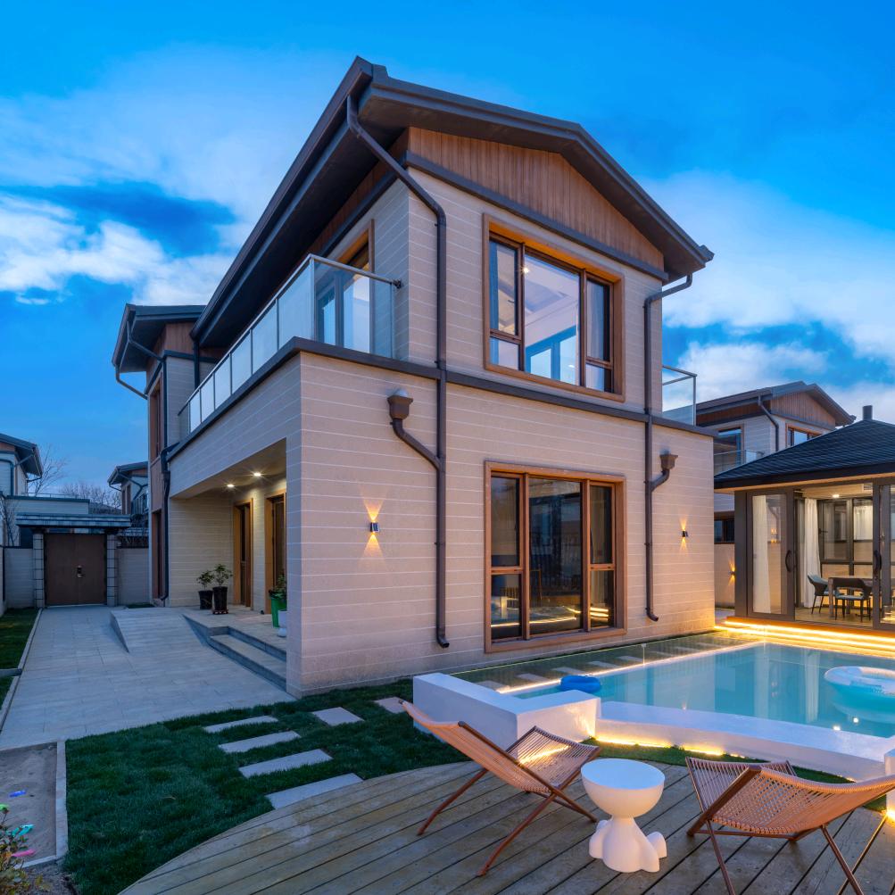 丹·居·蔚蓝海岸店