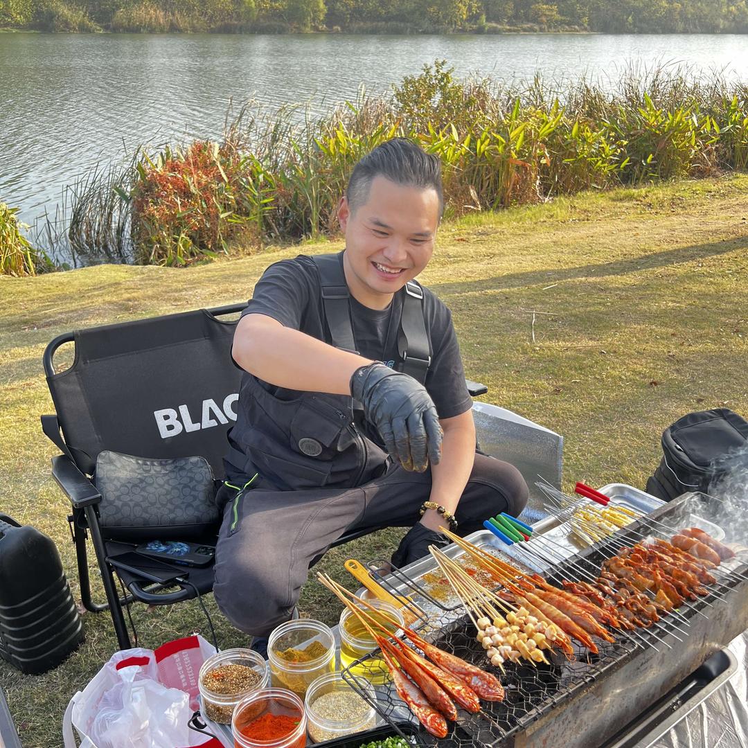 牛牛仔烧烤龙虾牛羊肉火锅