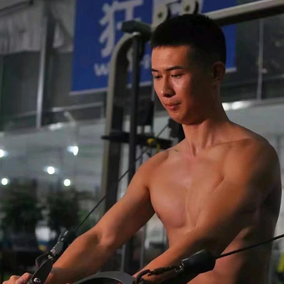 ZOCI卡姆昂游泳健身—杜教练