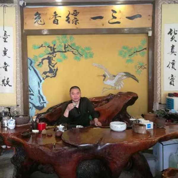 一三一缥香兔