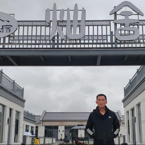 灿舍民宿(乌兰哈达火山地质公园店)