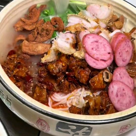 云南颠味酸汤米线官方号