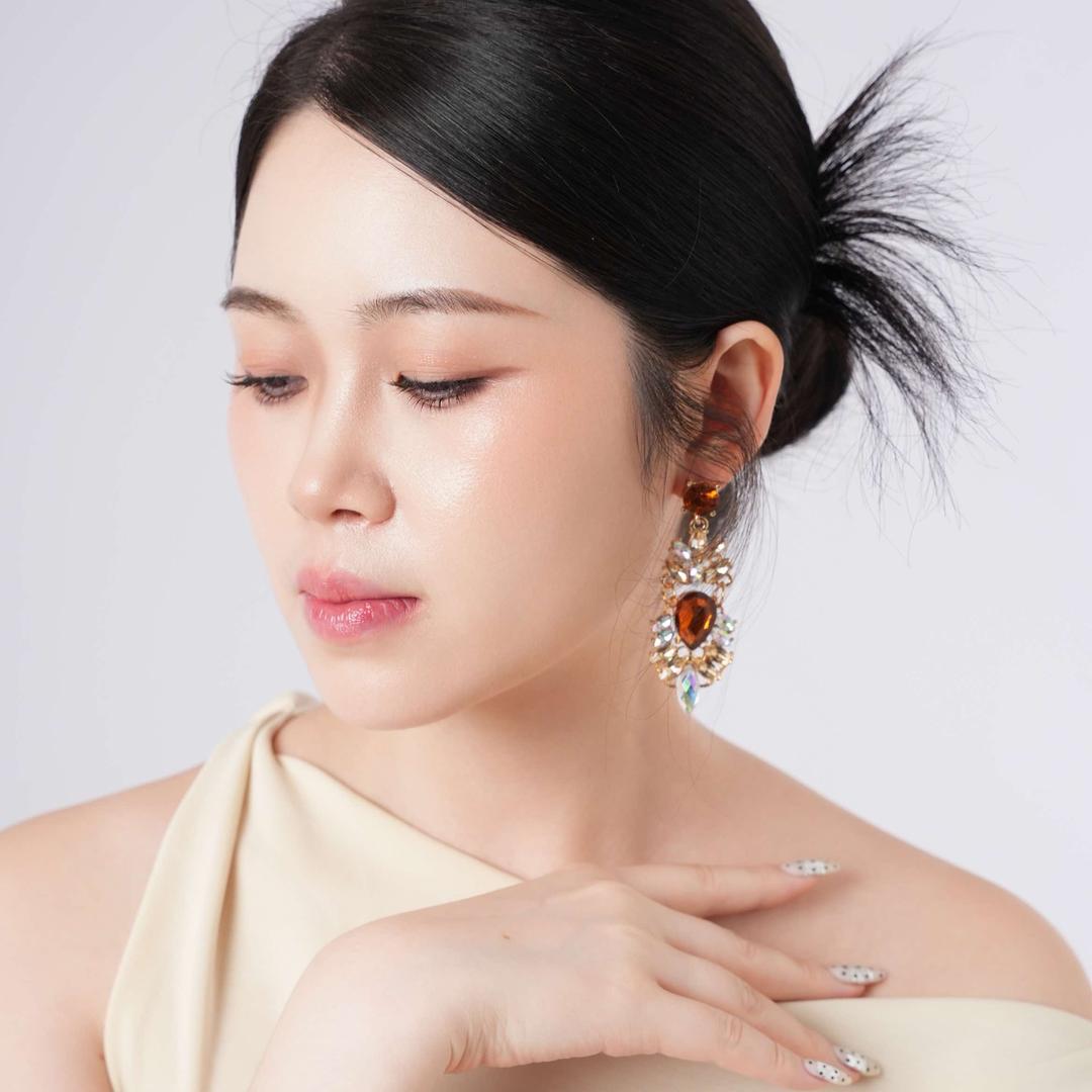 奈奈子·桂林眉形设计敏敏