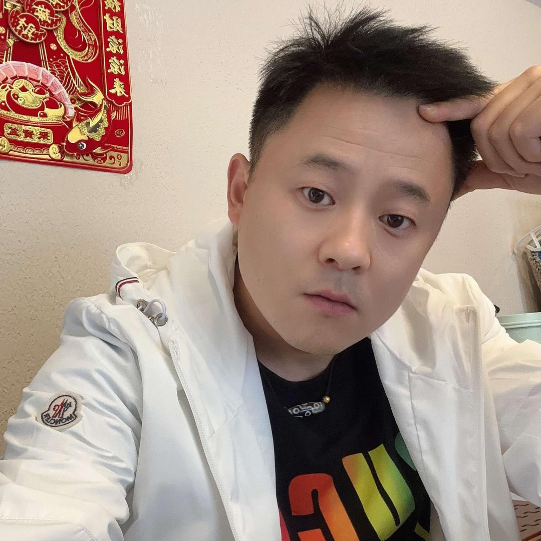 丽江羽辰租车阿森