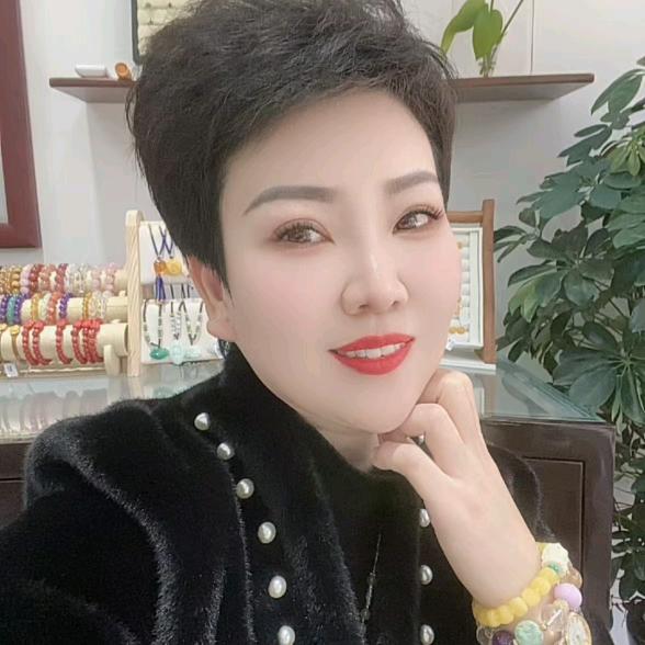 时来运转水晶珠宝店