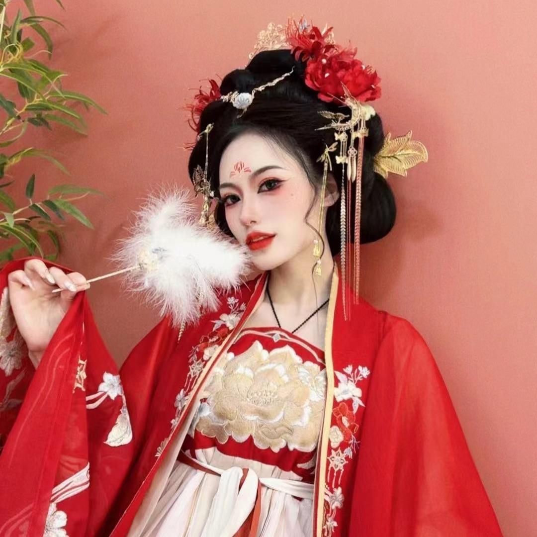 小亚汉服妆造