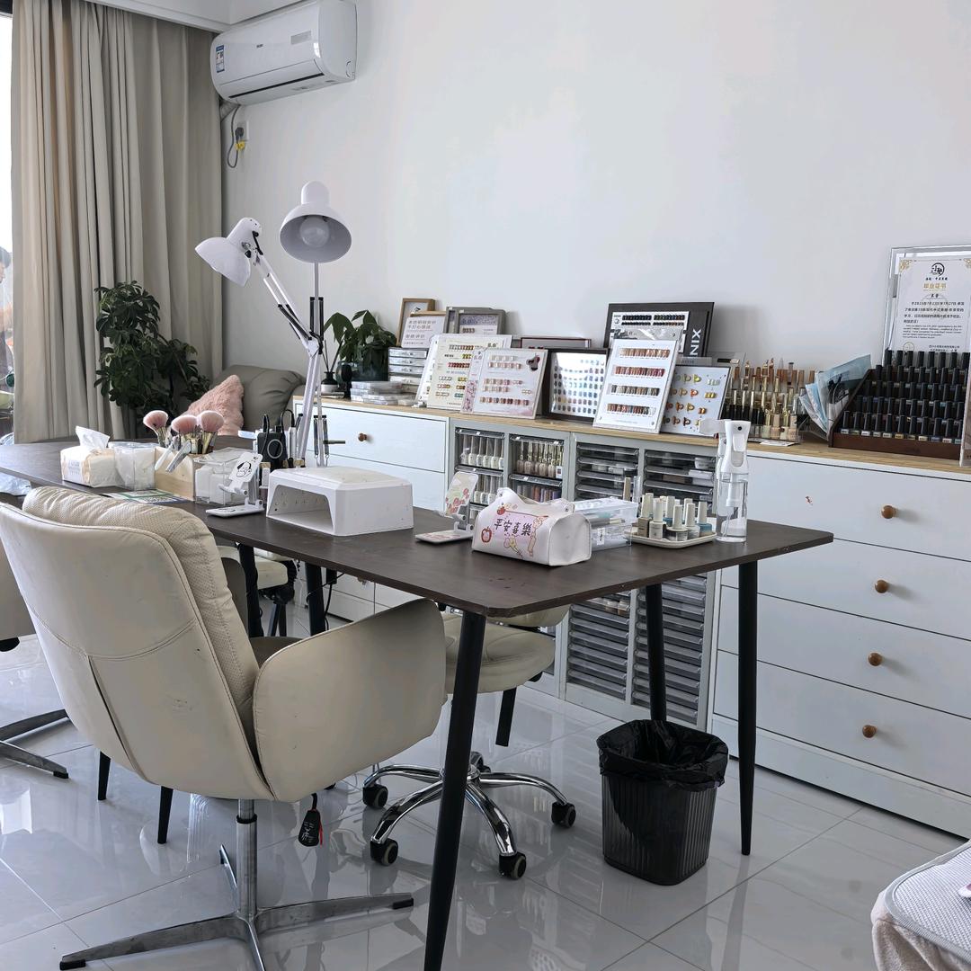 乐灵美甲美睫官方号