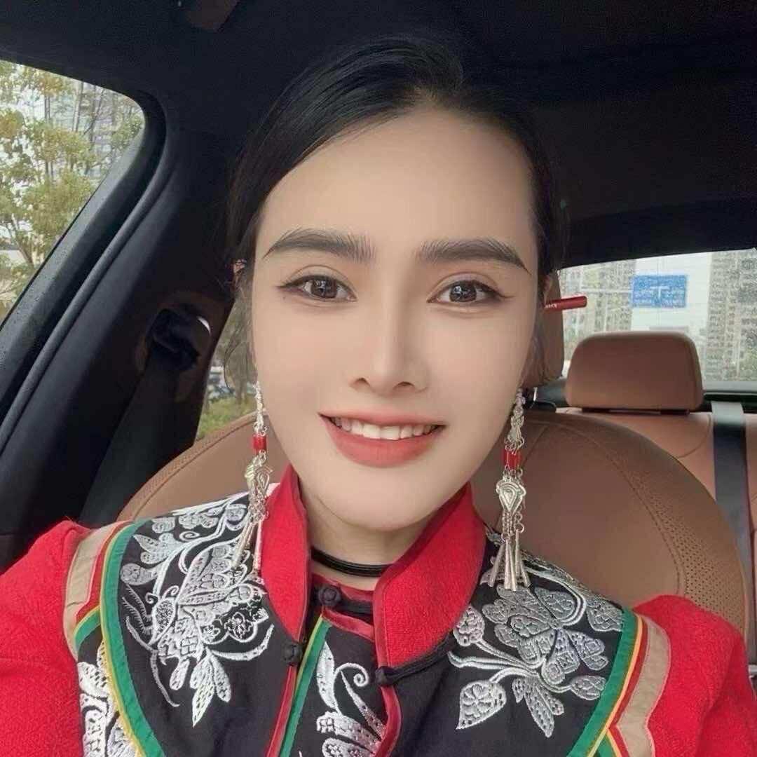张卓玉娜｜卡妮娅