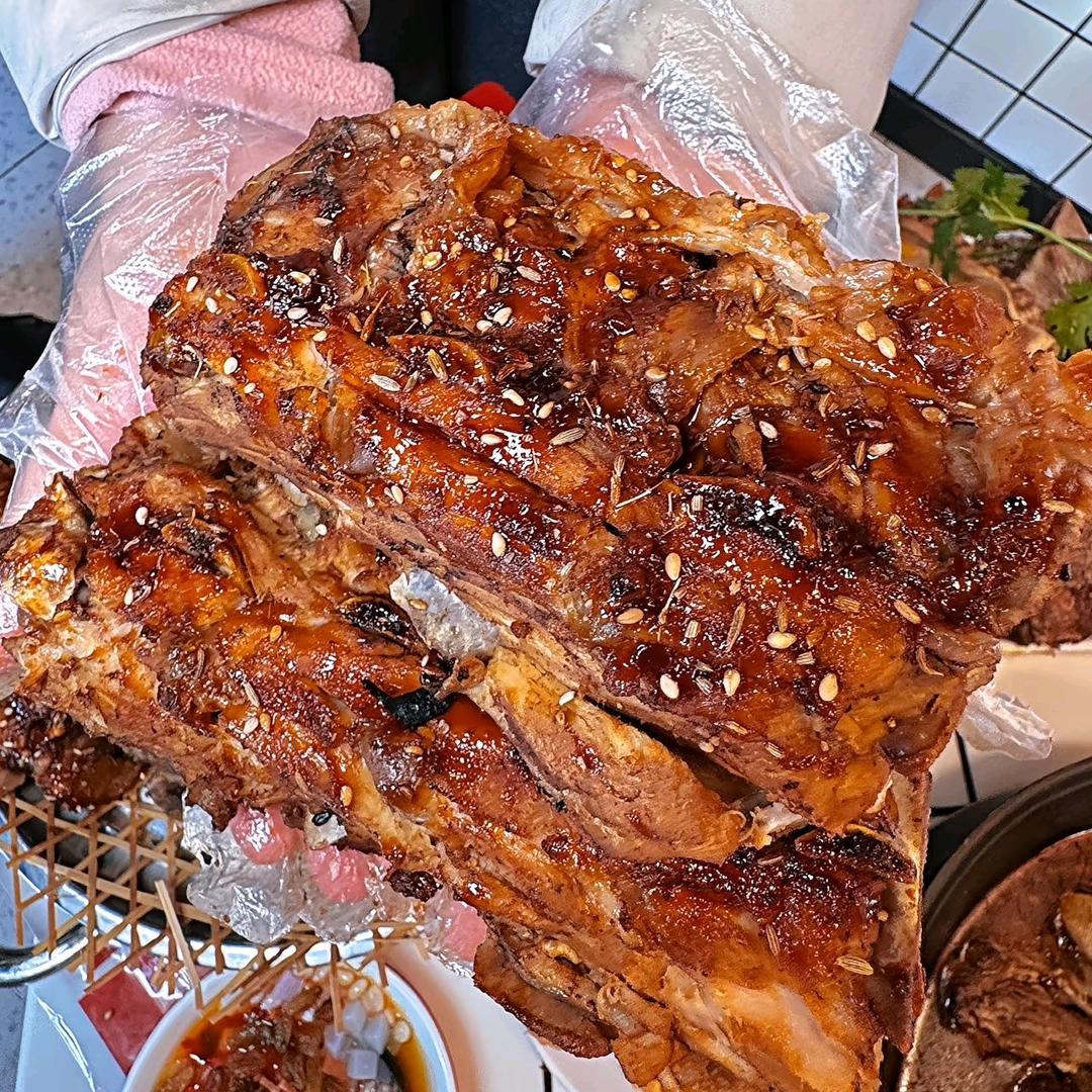 红姐老北街自助火锅烤骨头