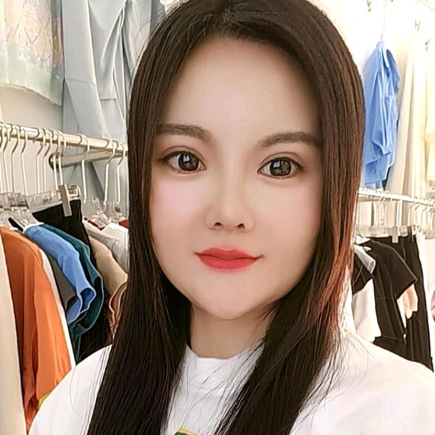 裳甄品牌折扣女装店