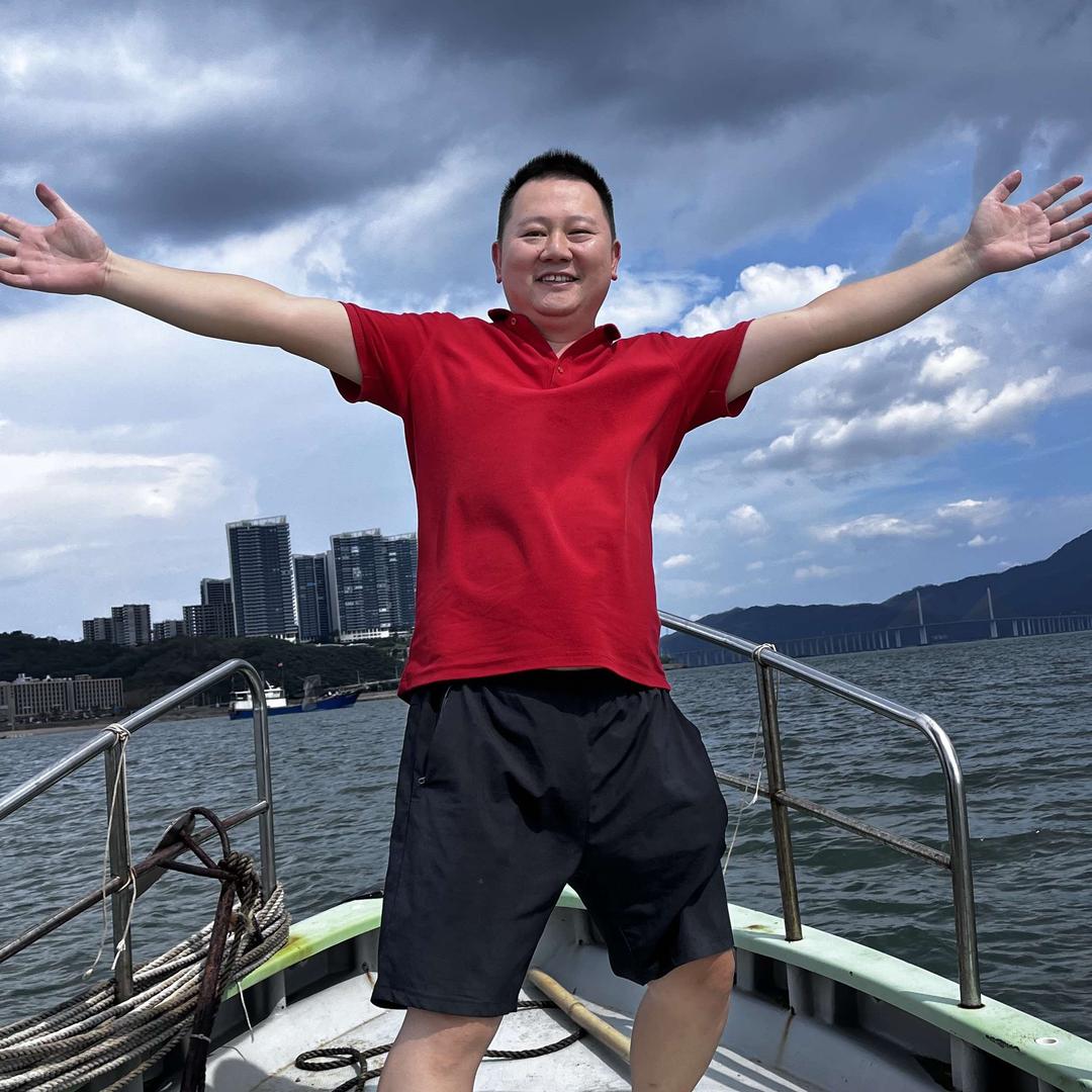 龙华区鱿渔传奇刘哥