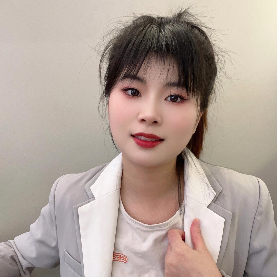 奢思雅-营山复兴路店佳佳