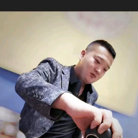 十三臻草养发养生馆(中兴路店)官方号