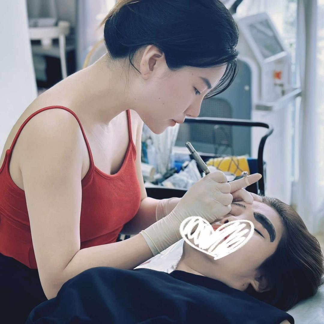 做美业的兰兰子