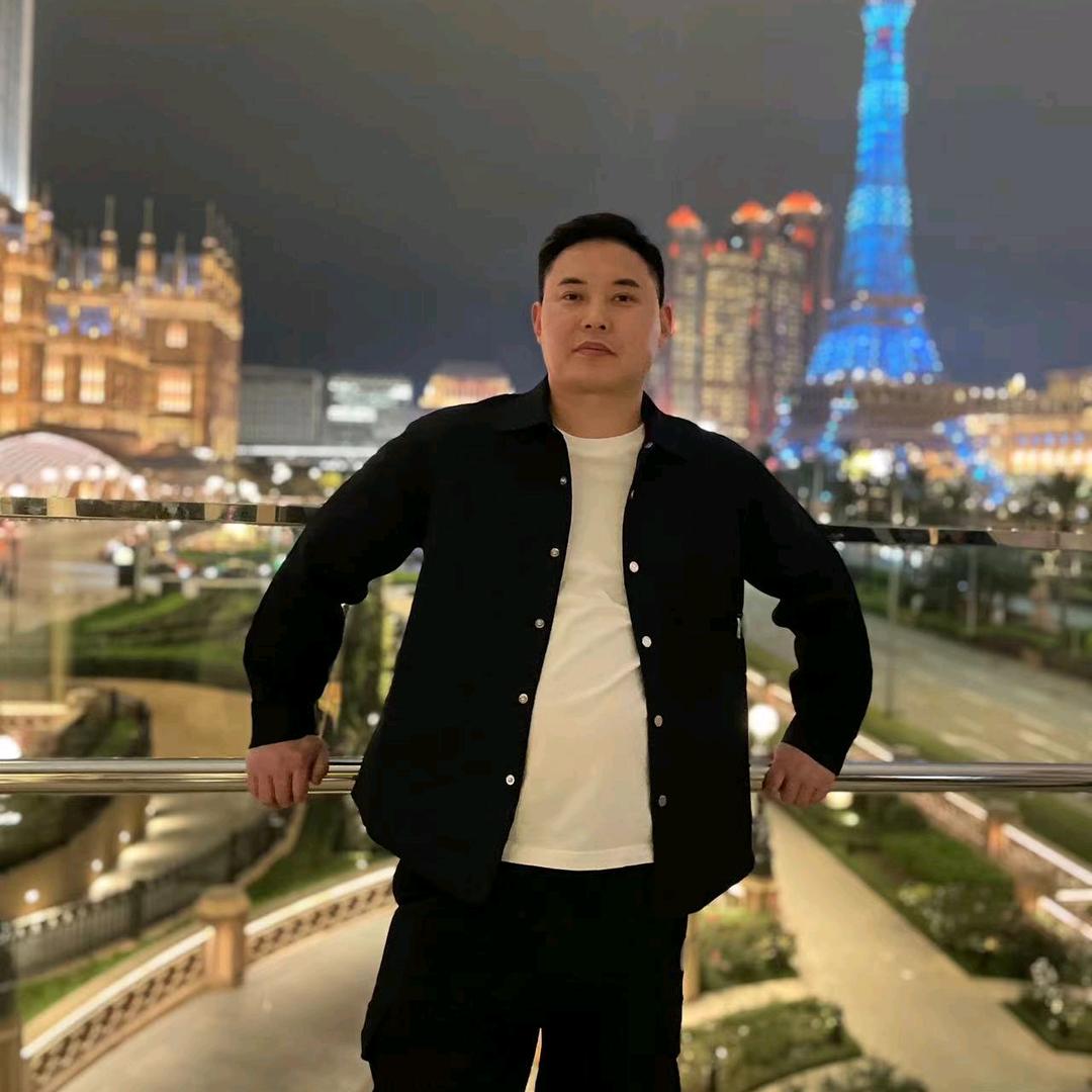 社会主义加班人