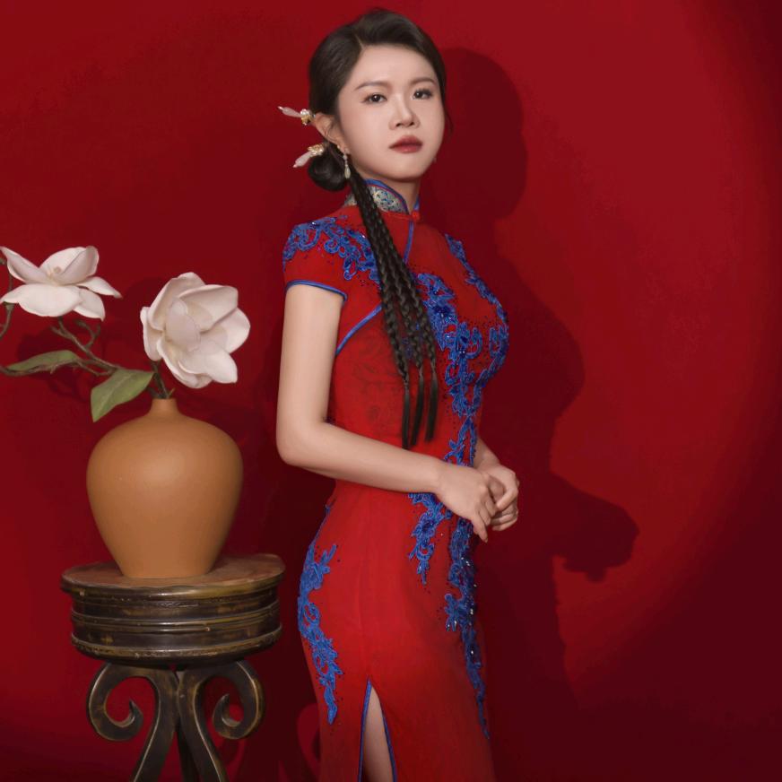 涪陵“身材妙手”（伍媚儿）