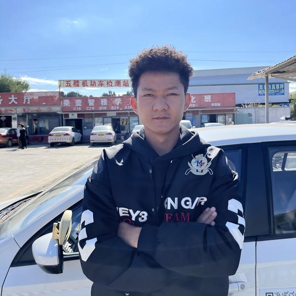 宗耀学车刘驾考