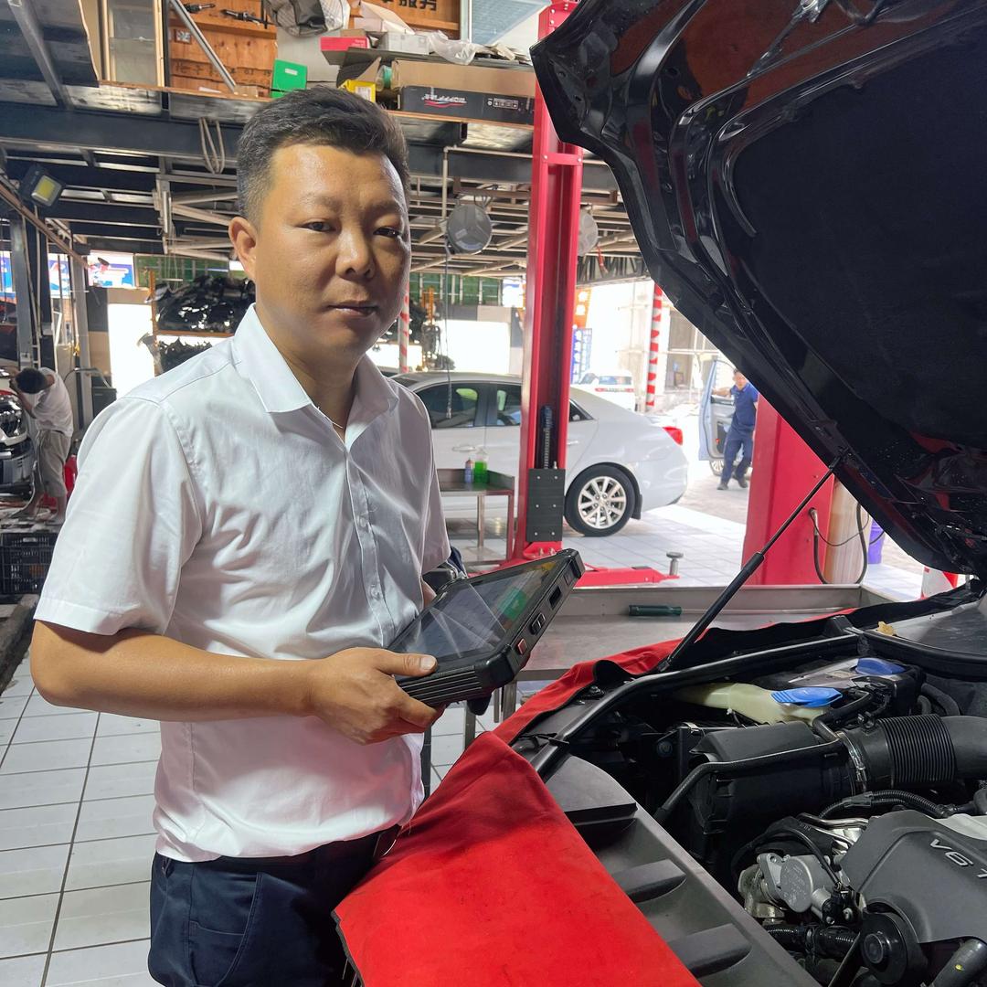 华哥修车（宾川冠捷汽修）