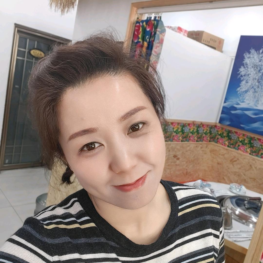 南坊铁锅炖洪姐（香满村）