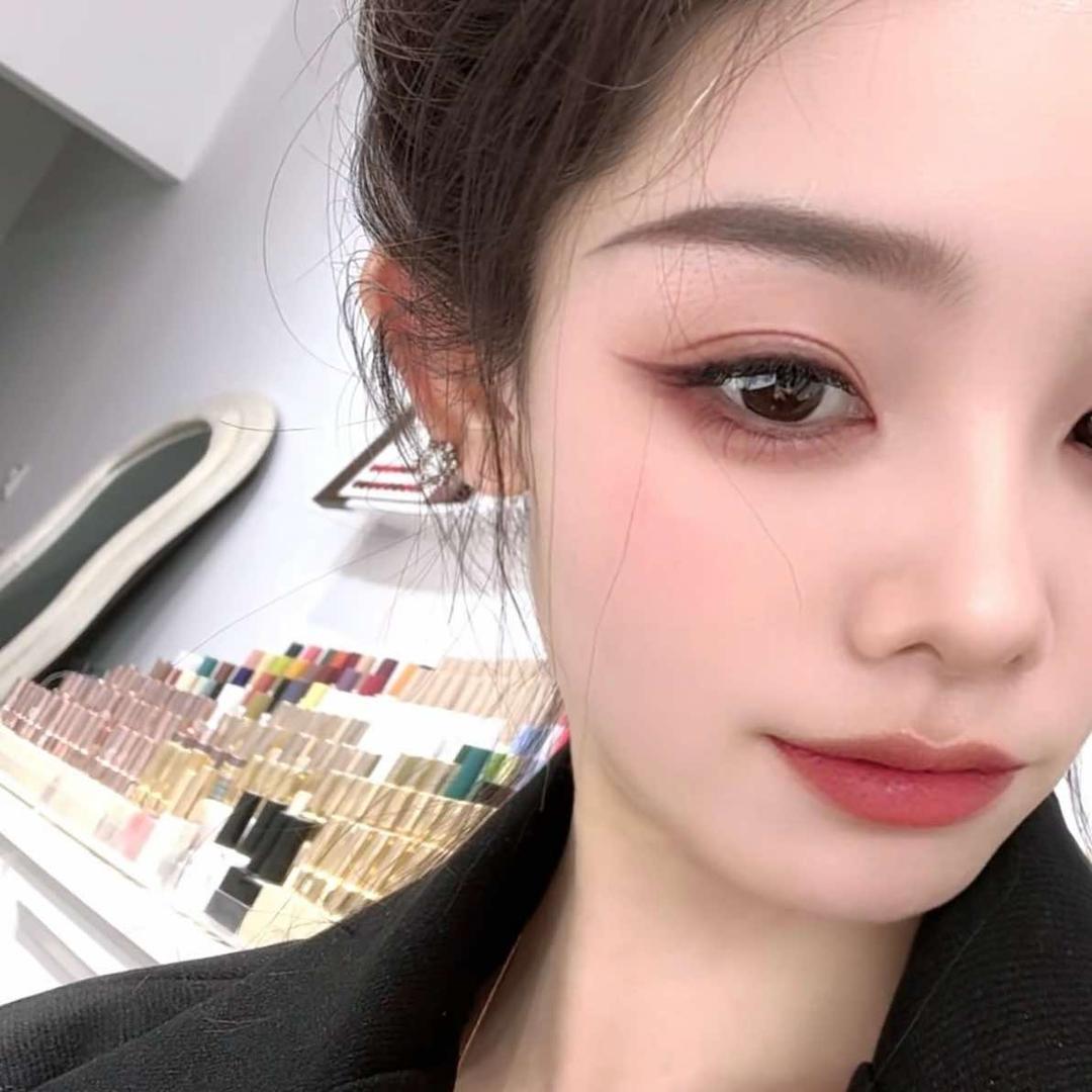 玲玲甲艺美睫