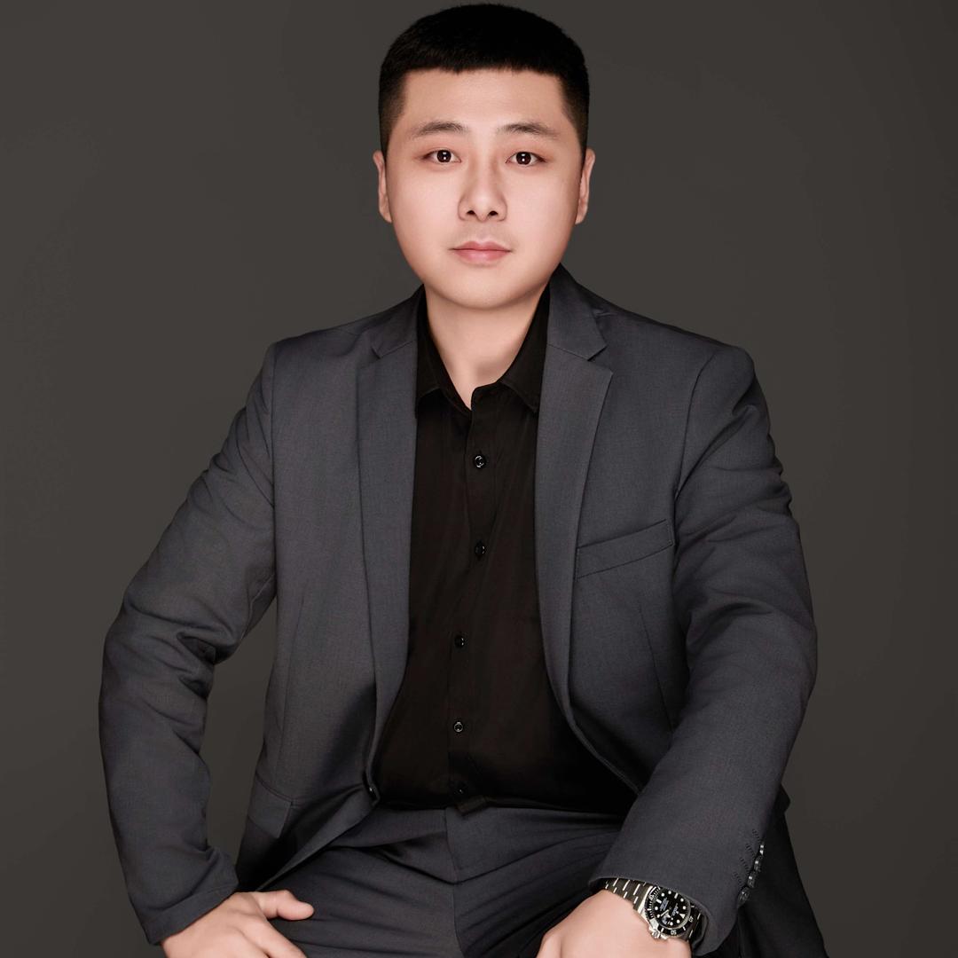 小麻雀棋牌-李辉