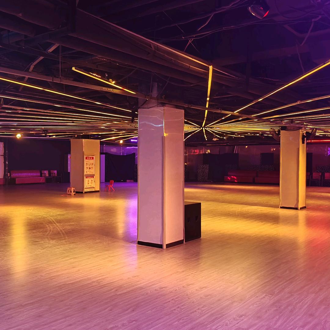 滑贝轮滑俱乐部(花倾城店)官方号