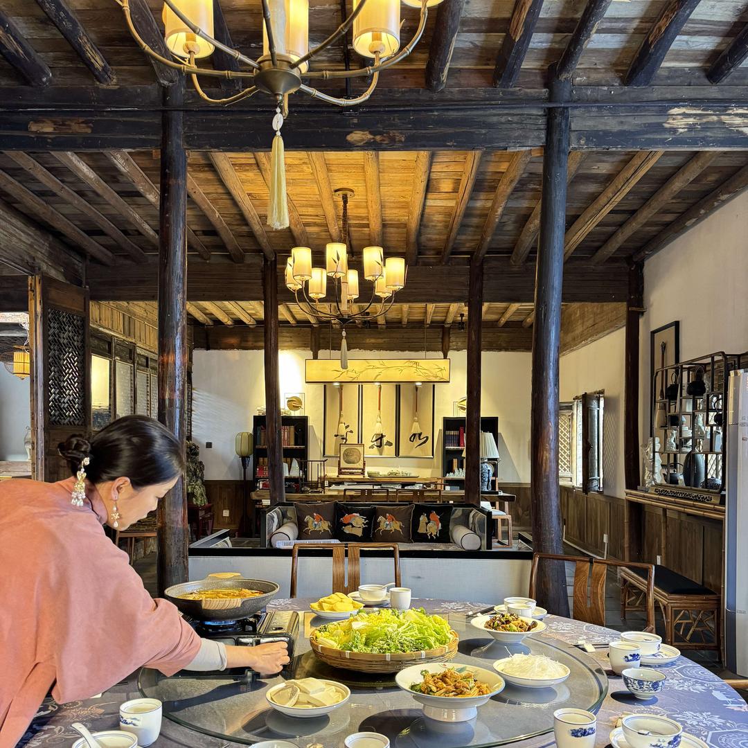 美味鲜竹荪体验餐厅