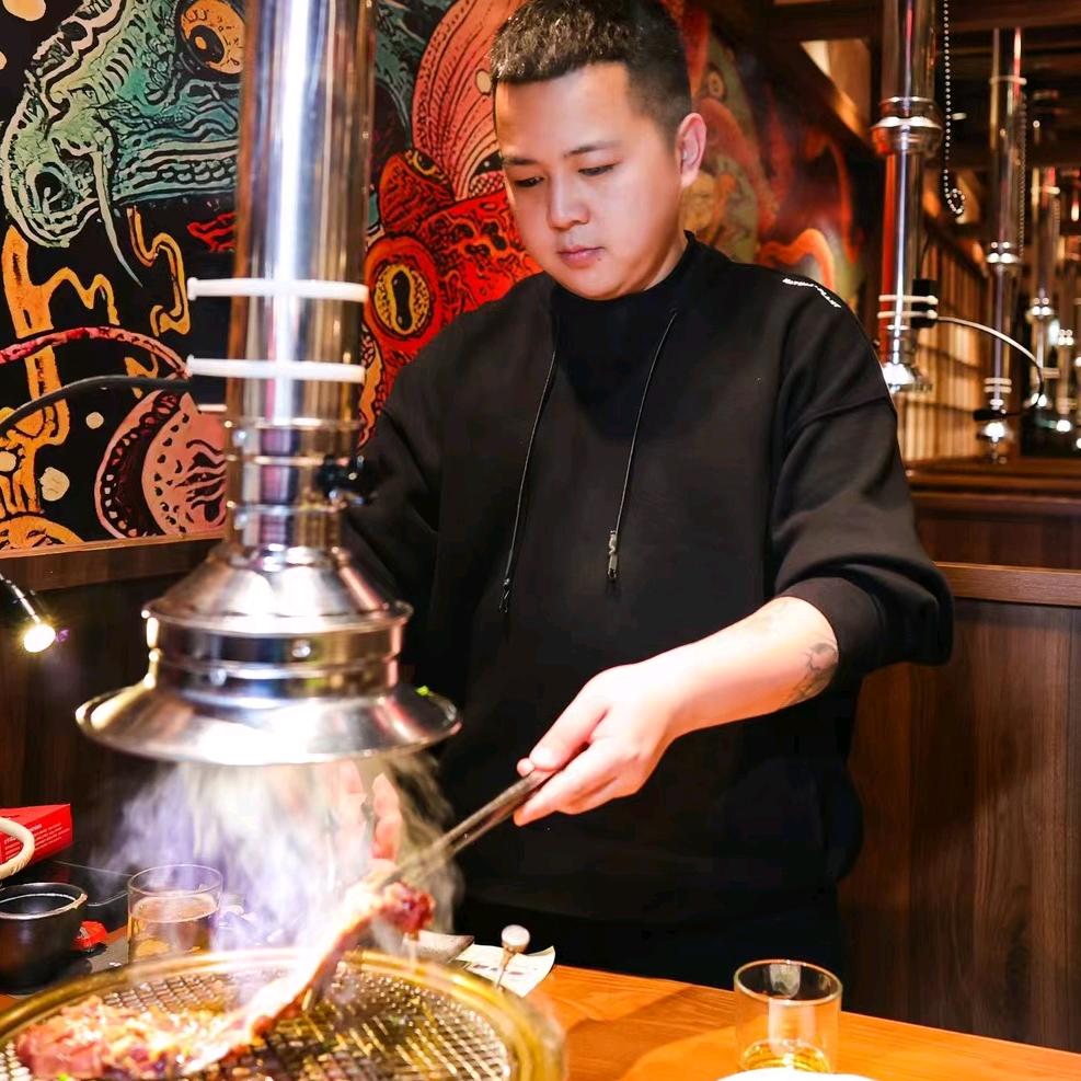 小村烧肉行政总厨（大头）