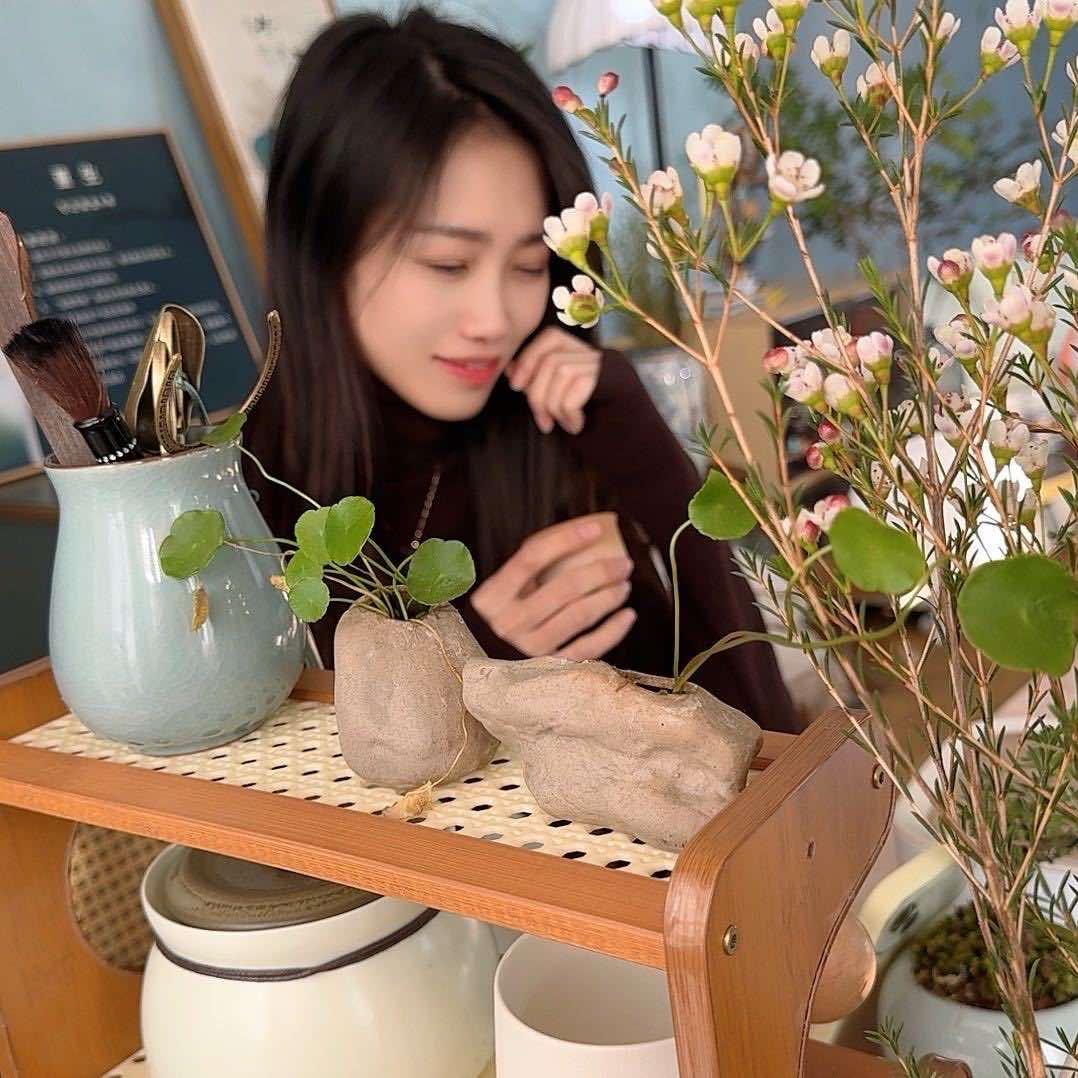 在阜宁做眉毛的卉卉