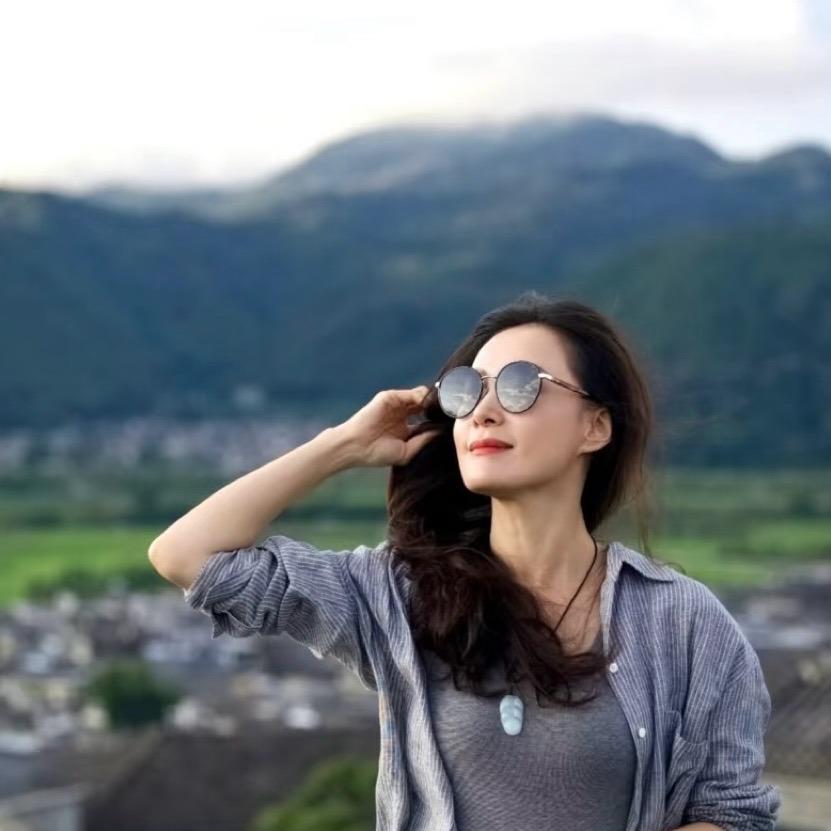 秀英芝谭甄选商贸