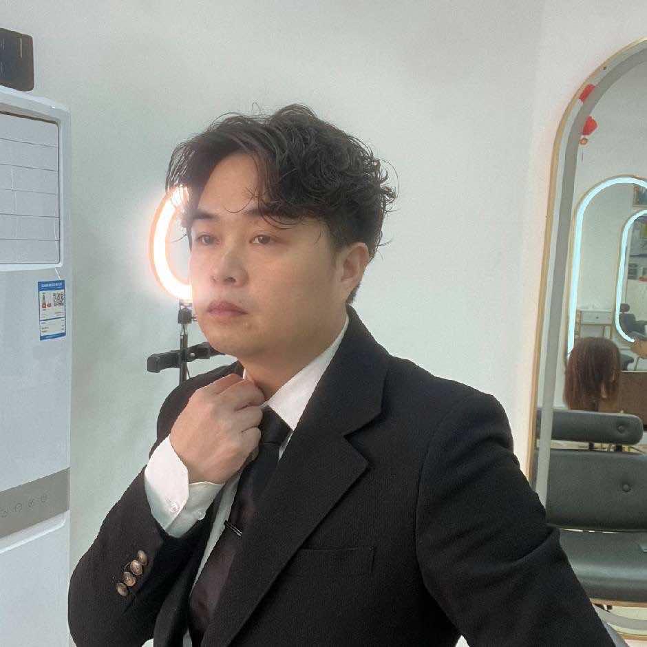 酷龙造型(东方广场总店)官方号