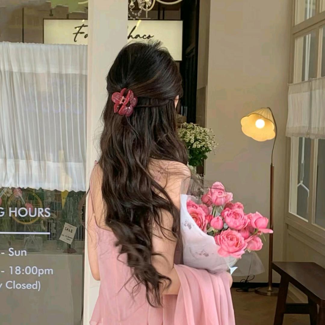 在广安开美甲美睫化妆店的欣迪