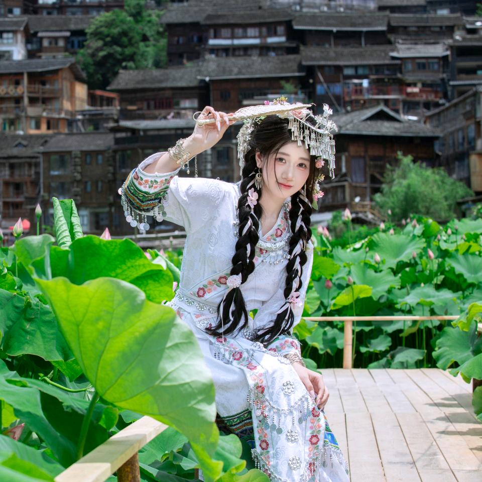 苗寨旅拍光影记