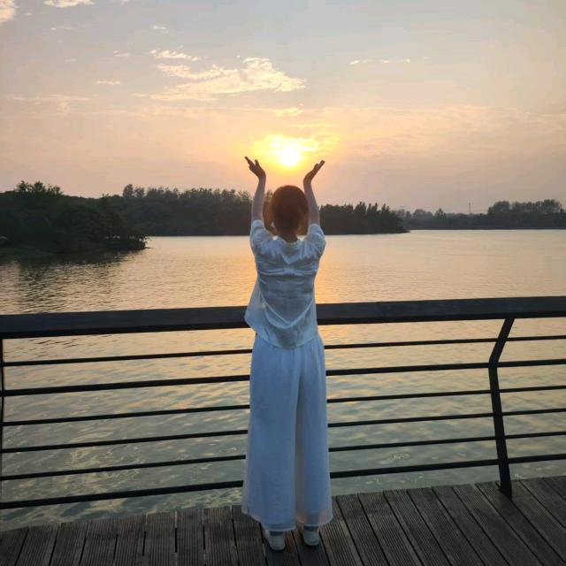 80自助养生区官方号