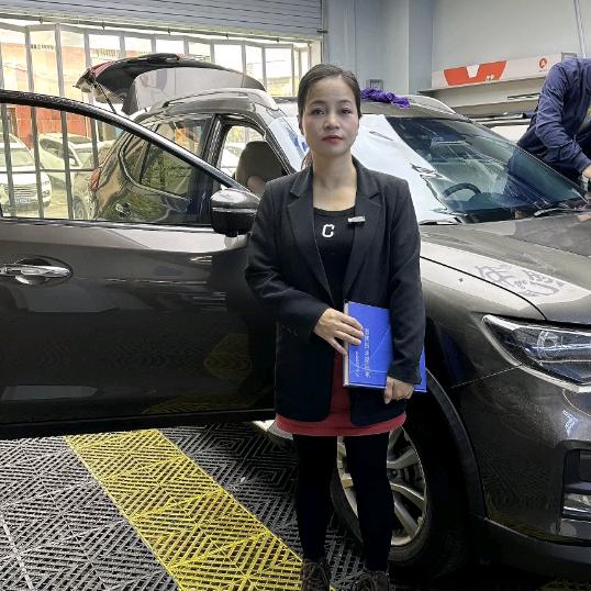 深圳汽车贴膜娜姐