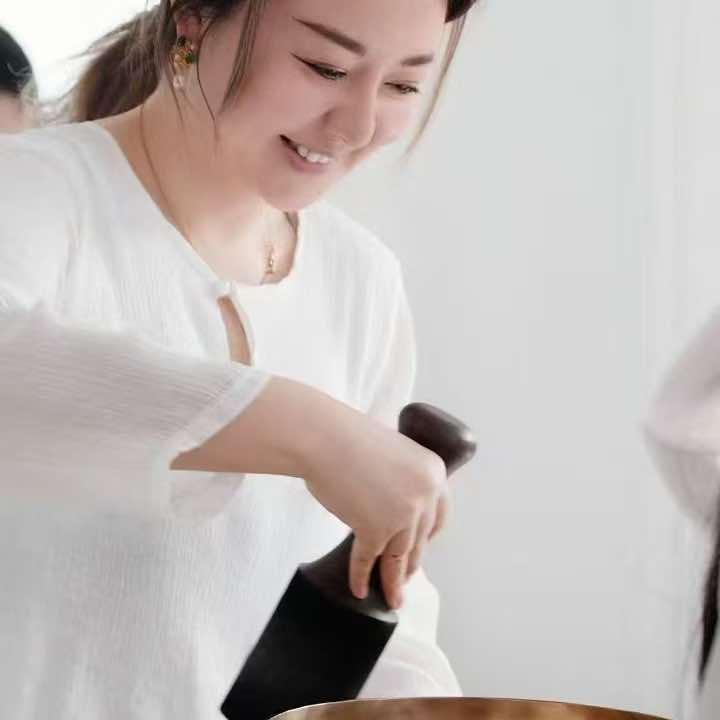 五十二赫兹SPA·颂钵·按摩桐桐