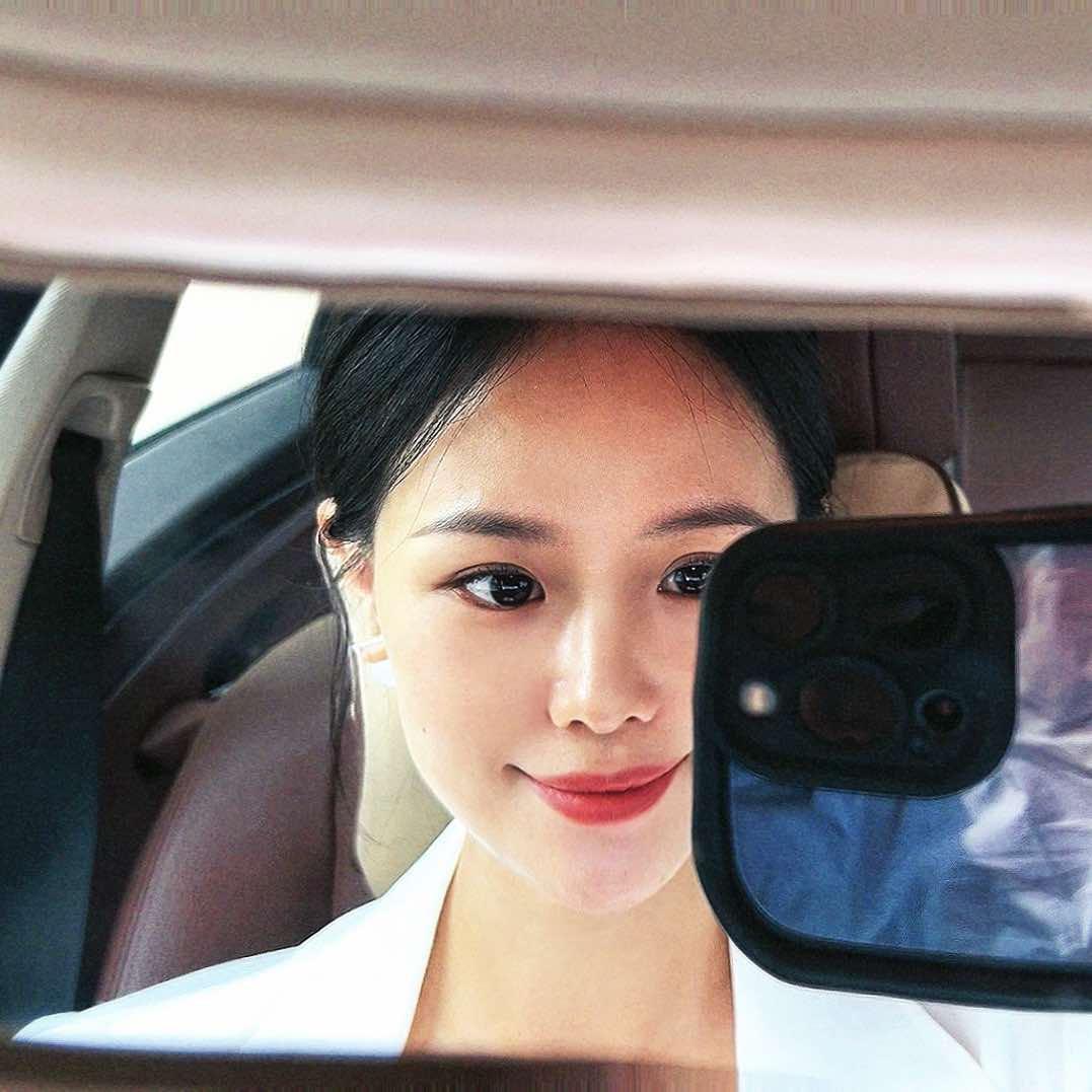 太原梅小姐