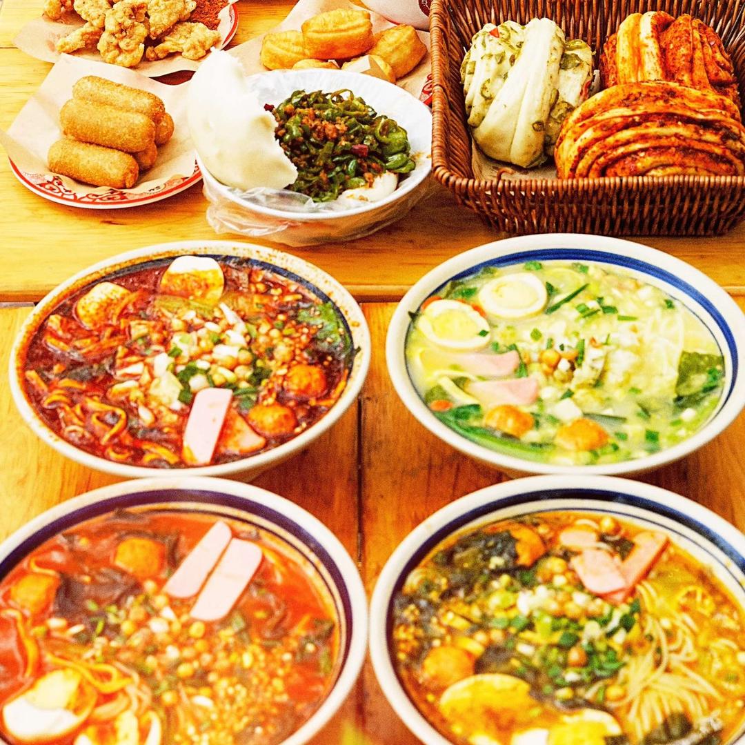 川派米线杨凌店（恒大城东门对面）