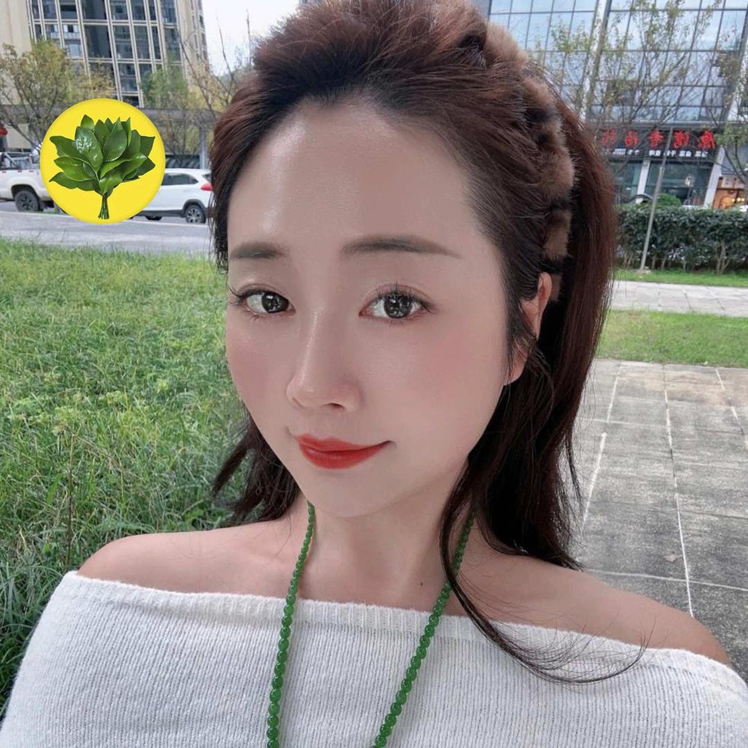 雅安懂皮肤的殷桃