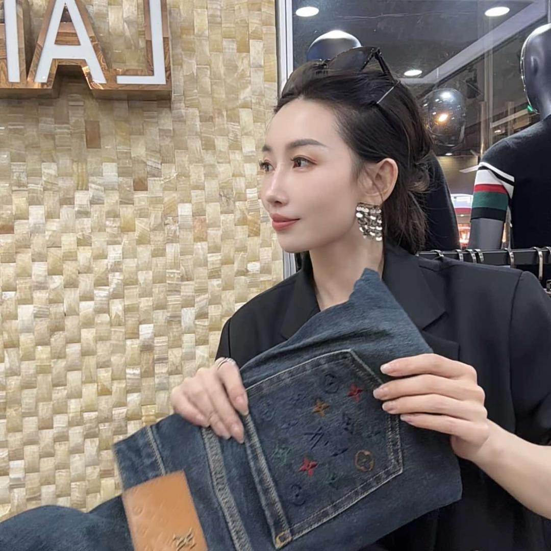 潜江莱卡男装（东风路店）