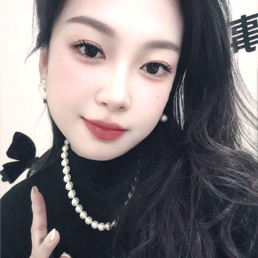 姐万人瞩目（美画）