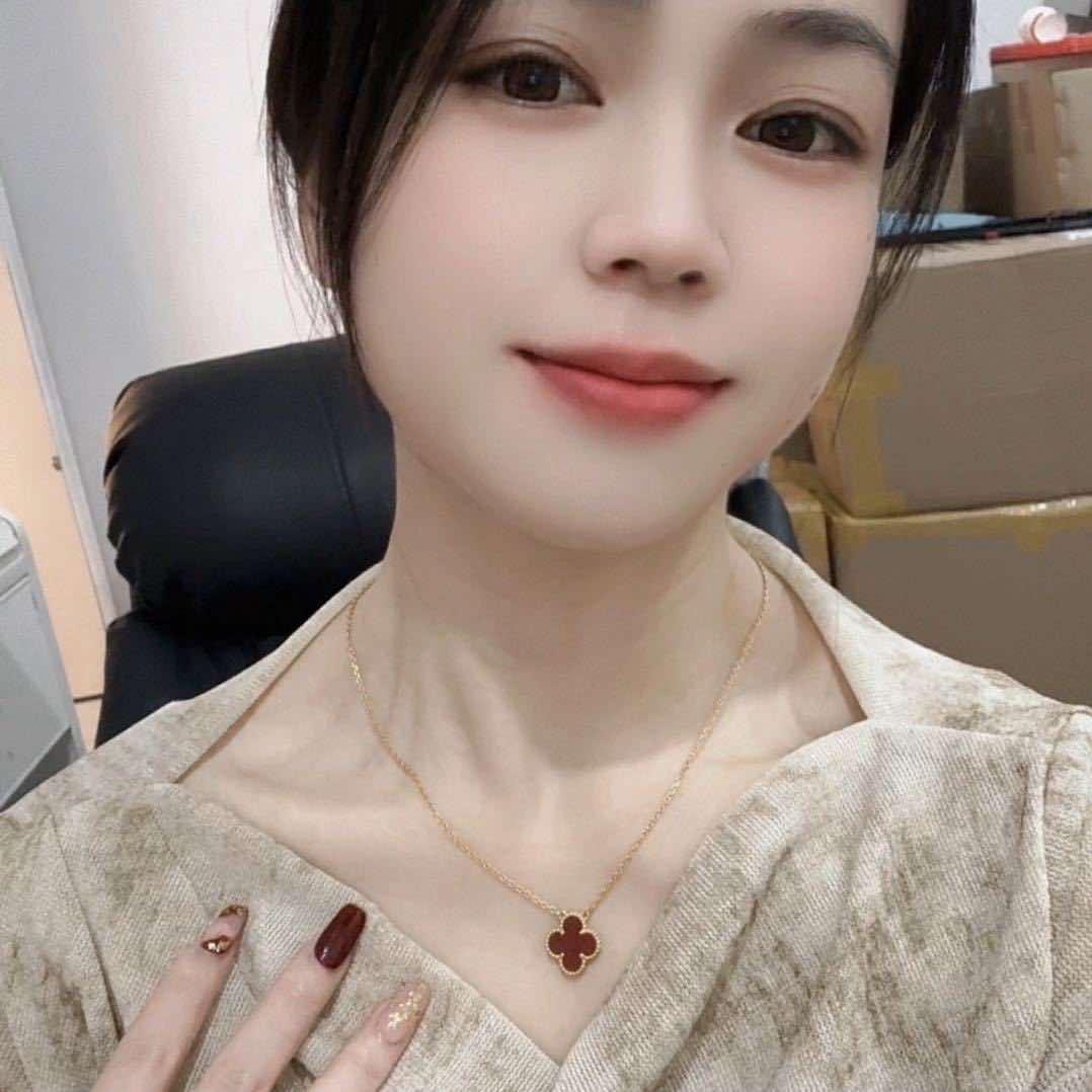 咸宁周金生黄金-叶丽