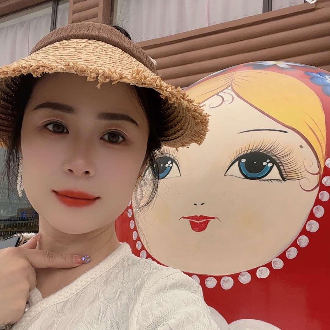 雪乡客栈老板娘💕妮子