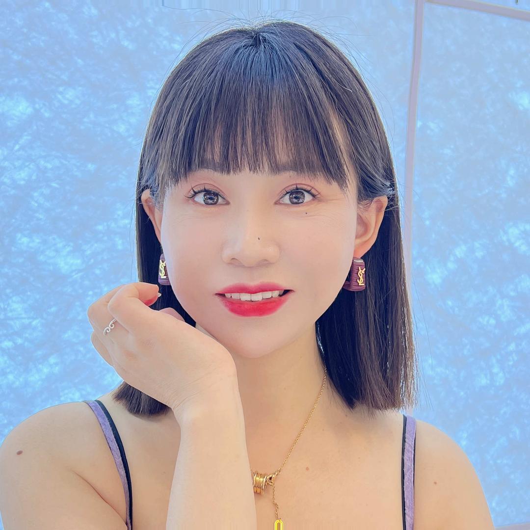 宜城卡卡女装