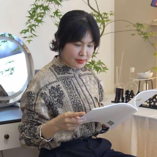 维丽娅轻奢她妍美学美容院官方号