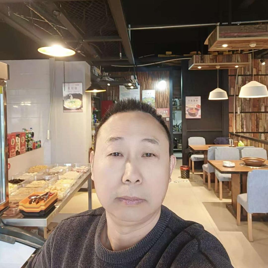 邹区地摊牛排烧鸡公