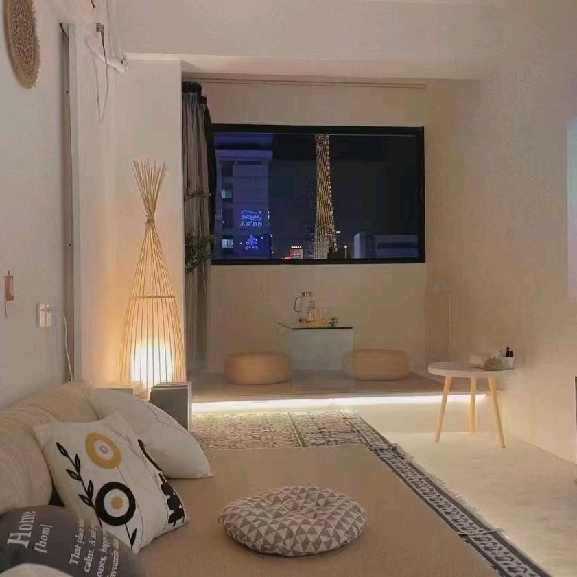 月半弯桌游小希