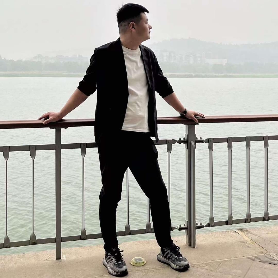 @南昌男士发型设计（阿鹏）