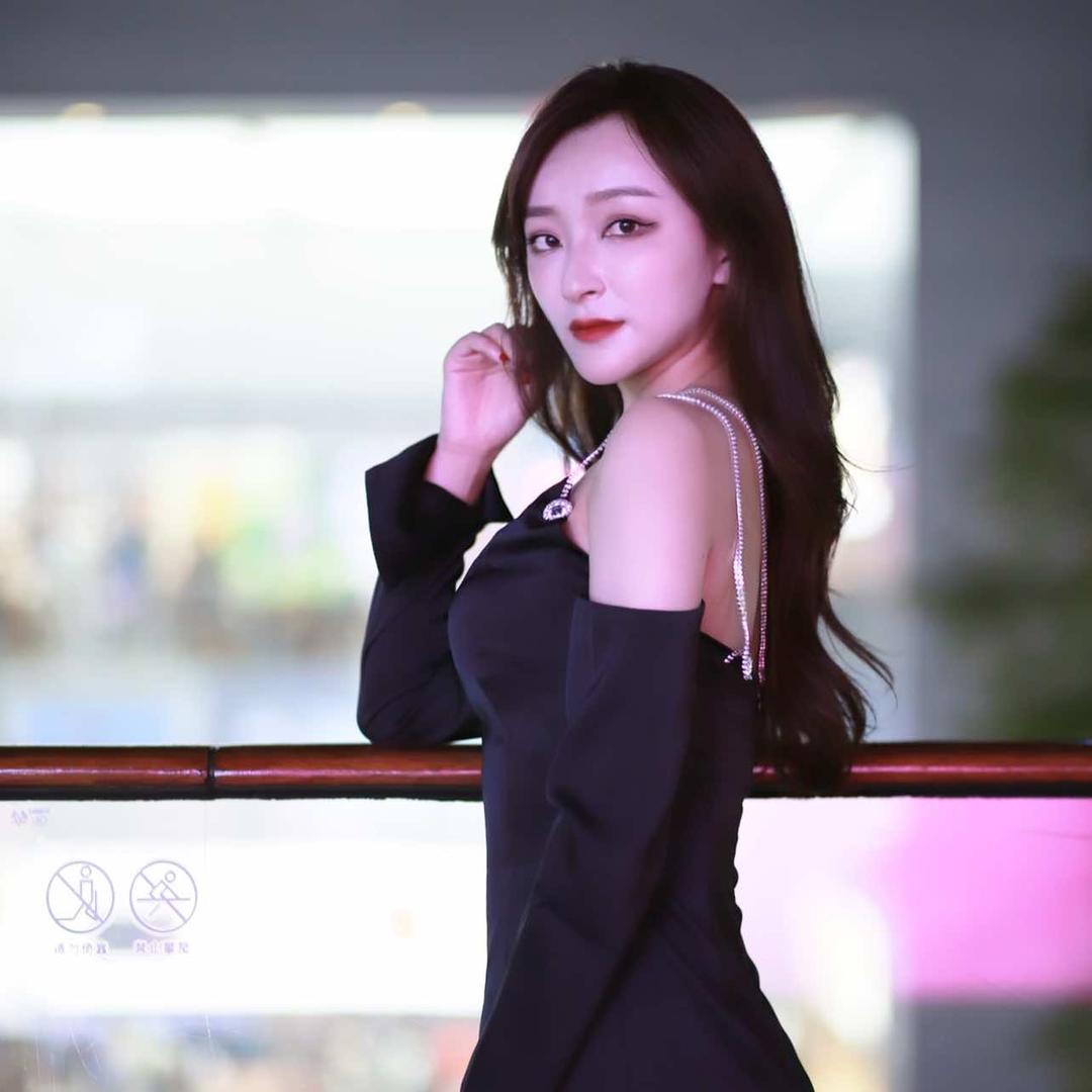 小陈美食摆摊