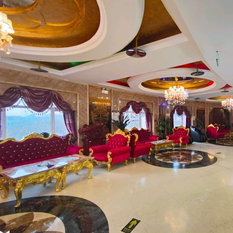 乌苏市丽景龙都娱乐城